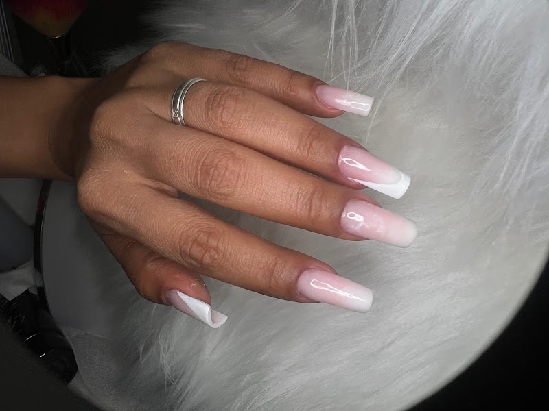 Angel Hair & Beauty Salon