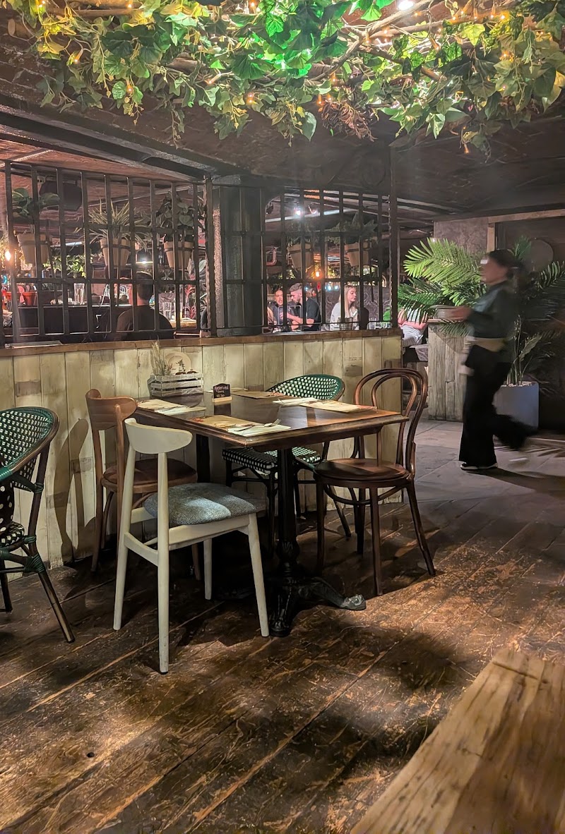 The Botanist Liverpool Albert Dock